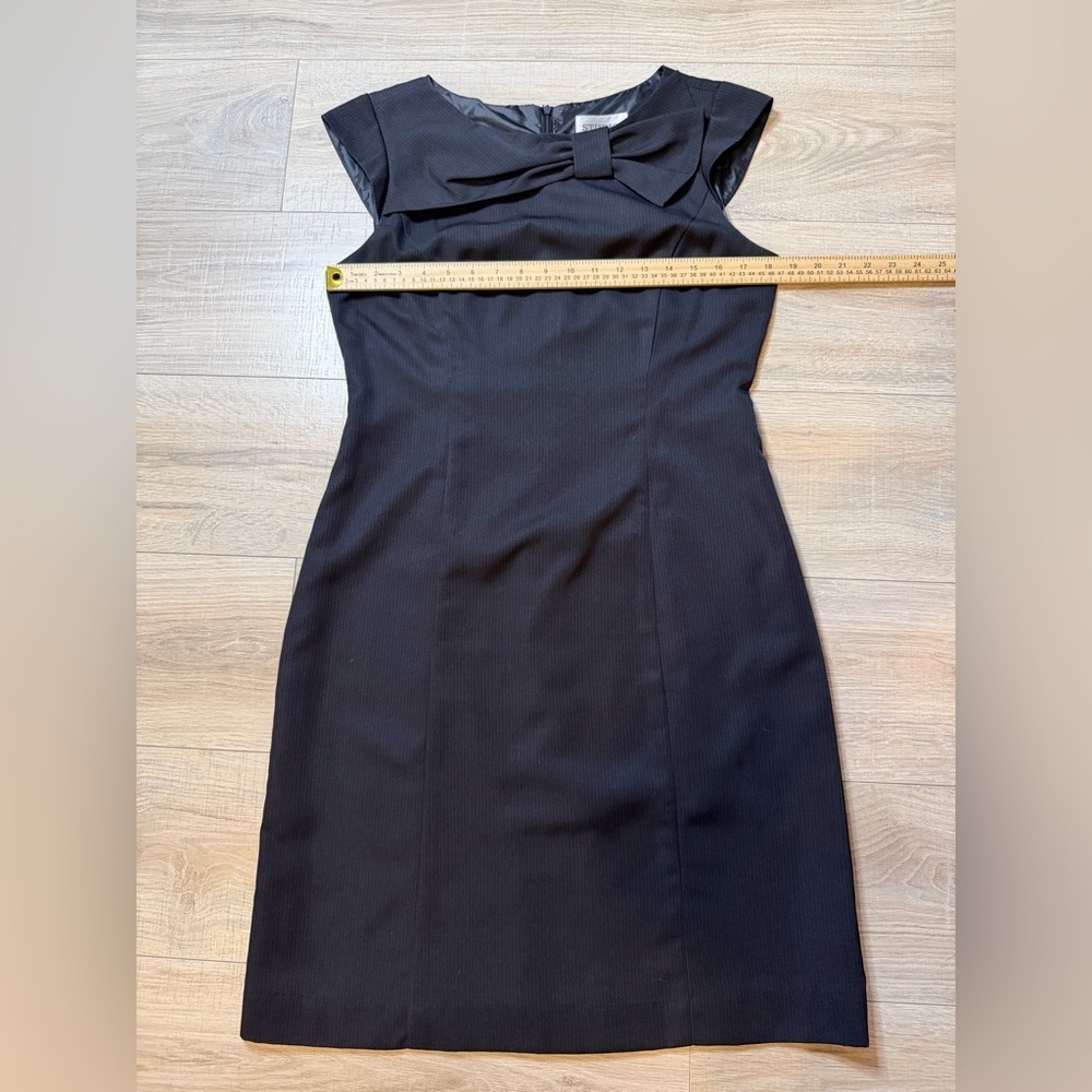 Studio I Elegant Black Midi Dress with Bow Detail - Picture 7 of 11